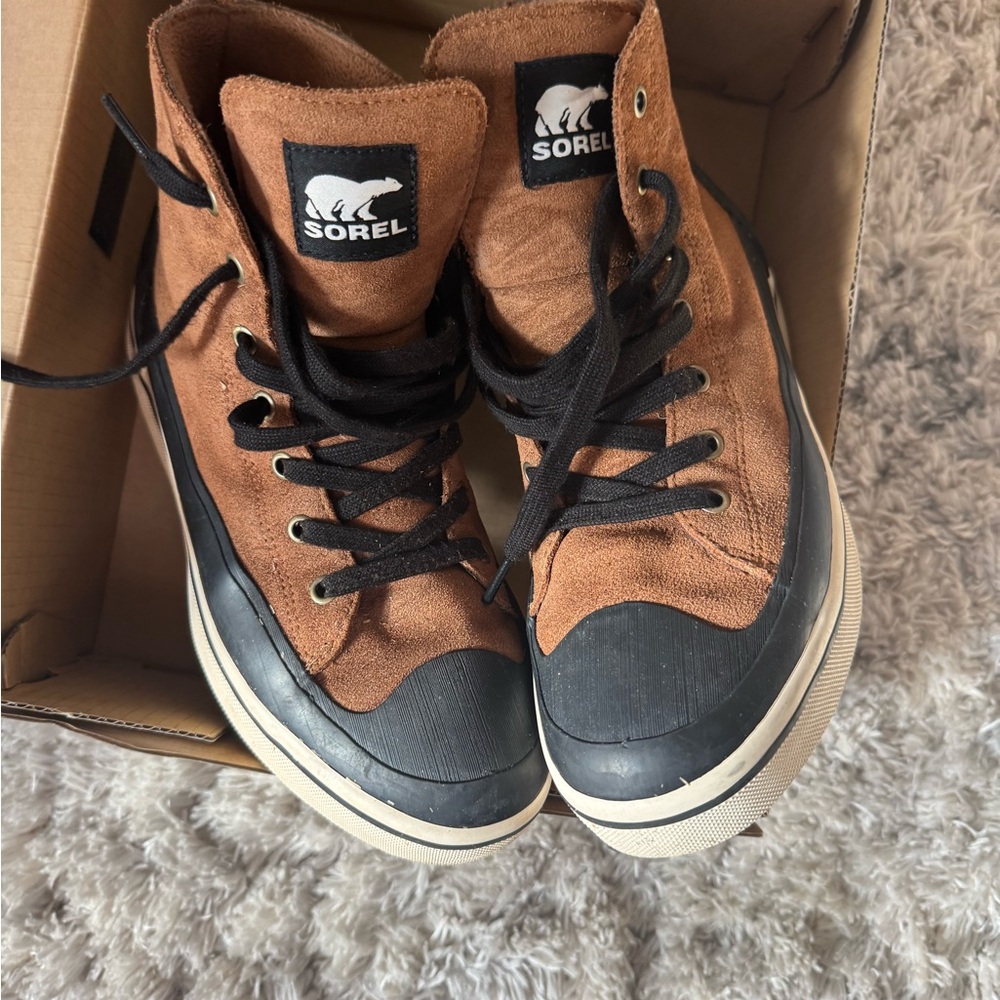Sorel Men's Tan and Black Sneakers
